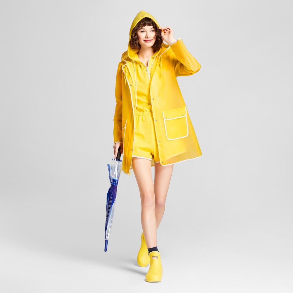 AVAILABLE until 2PM💛Hunter Yellow Rain Coat - Picture 2 of 4